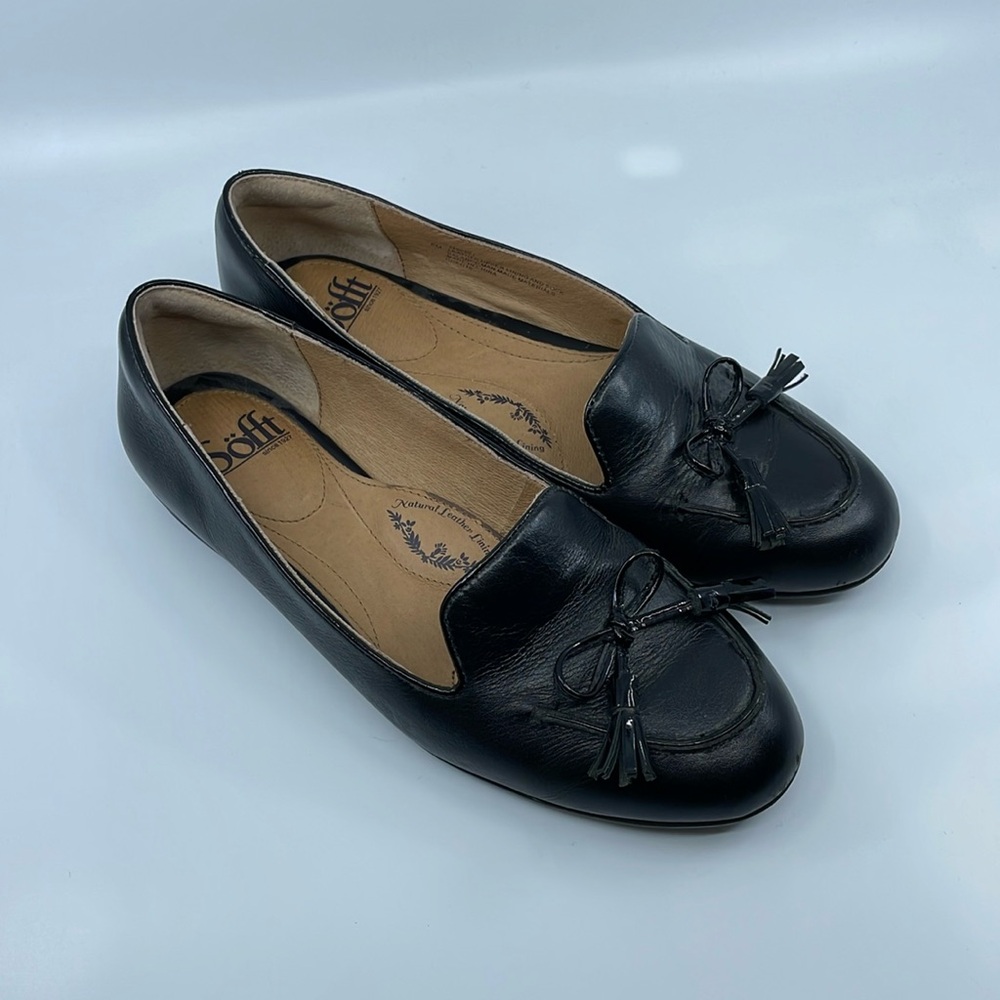 Sofft black leather flats